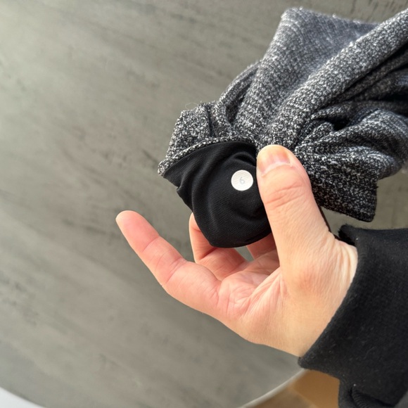 Lululemon size 6 Leggings - Picture 5 of 5